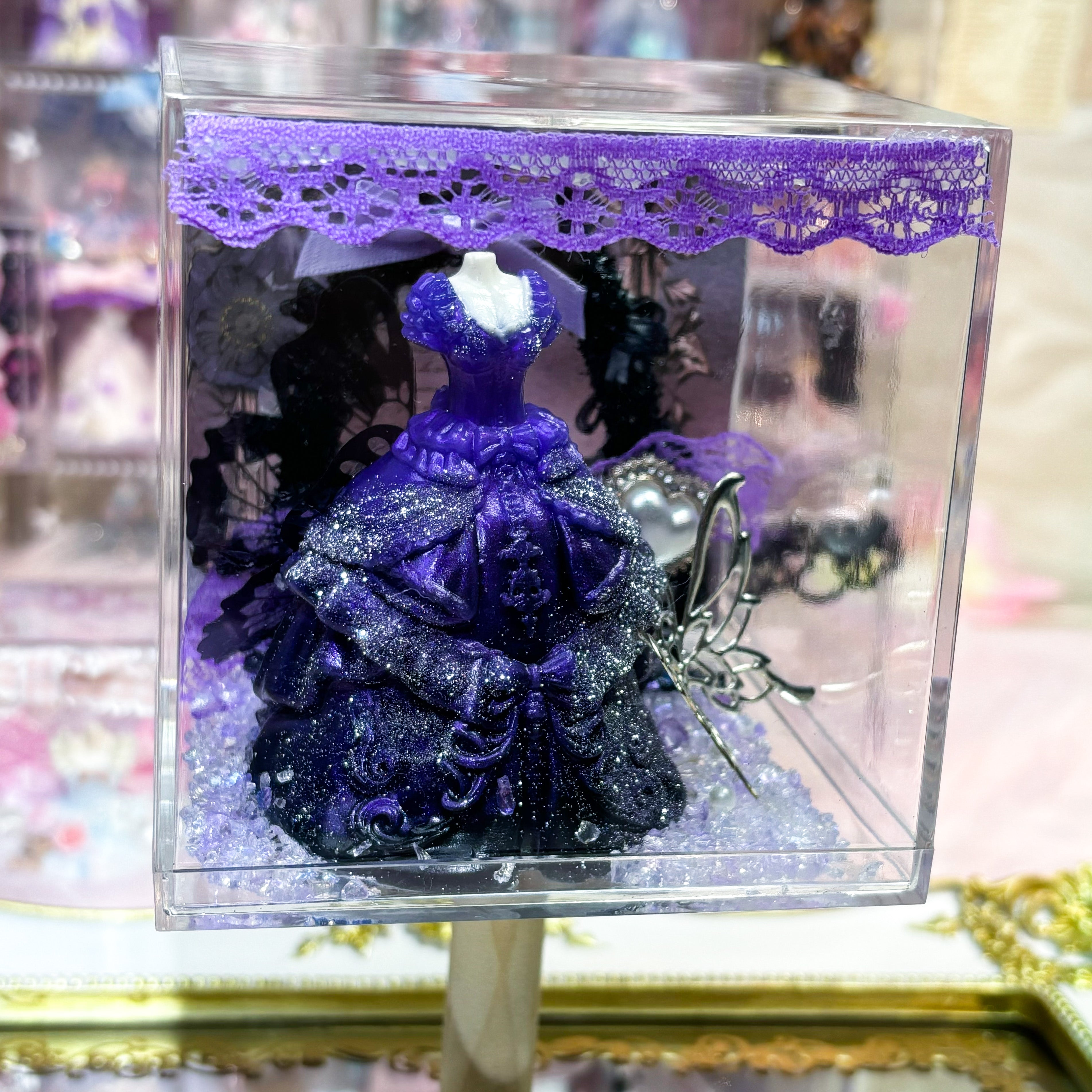 「大きいドレス」ドレススクイーズ　ブラインドボックス